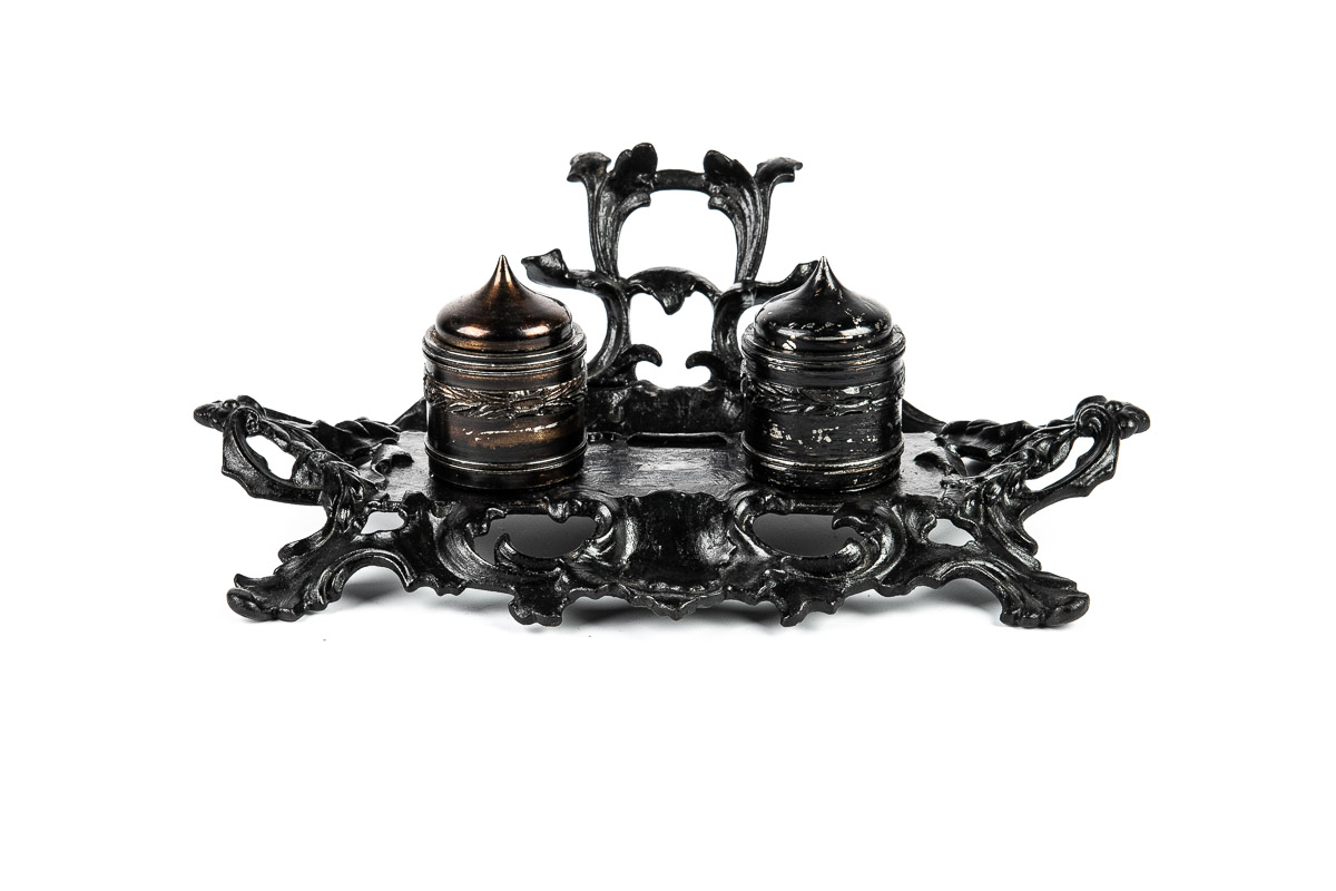 Чернильница