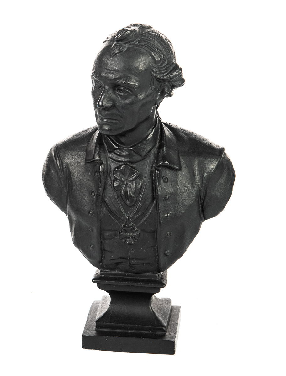 Бюст Суворова А.В.